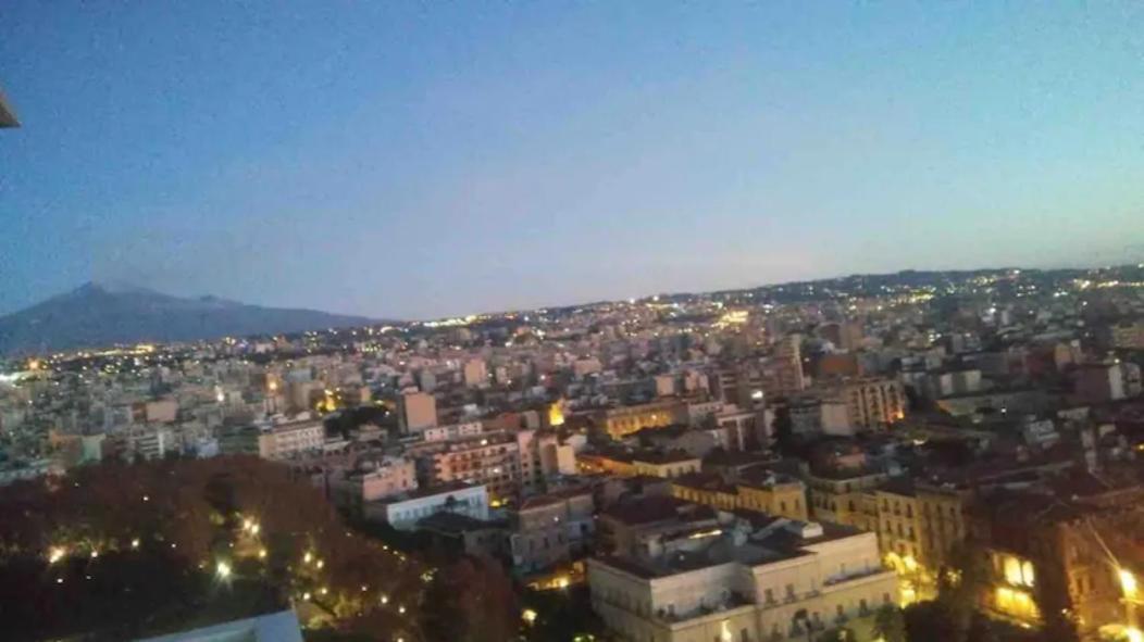 The Top Of Catane Extérieur photo